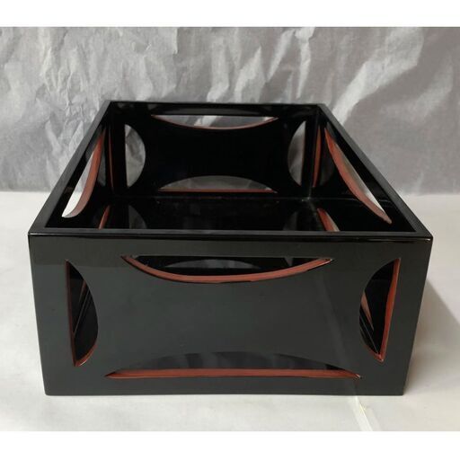 e702 稲尾誠中斎 糸巻透し 莨盆 共箱 共布 茶道具 e702 稲尾誠中斎 糸巻透し 莨盆 共箱 共布 茶道具