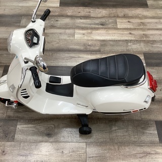 電動バイク　Vespa(ベスパ) ホワイトのご紹介です。