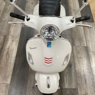 電動バイク　Vespa(ベスパ) ホワイトのご紹介です。