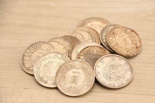 一圓銀貨　まとめて 17枚　真贋不明 総重量 325.74g(R2112stwxY)
