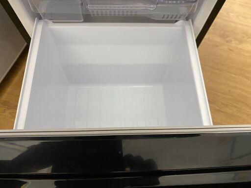 M9436 半年保証付き ミツビシ 2017年製 2ドア 冷蔵庫 MR-P15A 146L