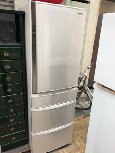 パナソニック　Panasonic 450L 6枚扉