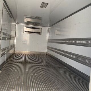 T20【希少】４トン冷凍冷蔵箱　コンテナ　物置　倉庫　アルミ箱　...
