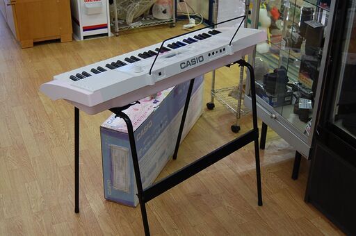 カシオ CASIO 光ナビキーボード ルーチェ LK-105 マイク付き 61鍵盤