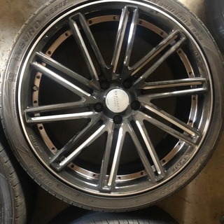 車のパーツ アウディ使用Rays