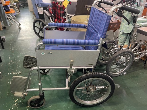 日進医療器　車椅子　FB-K 中古 ブルー