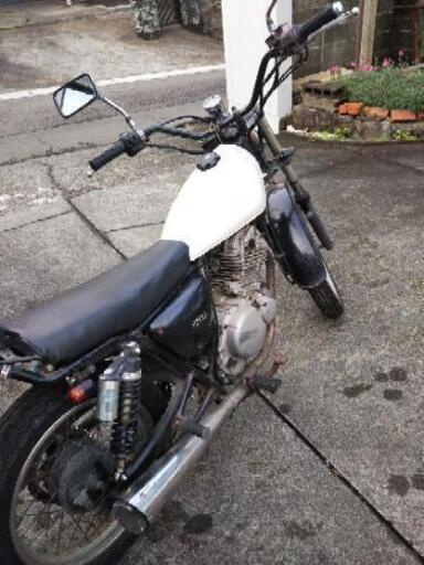 スズキ グラストラッカー250