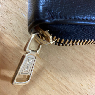 Saint Laurentサンローランラウンドファスナー