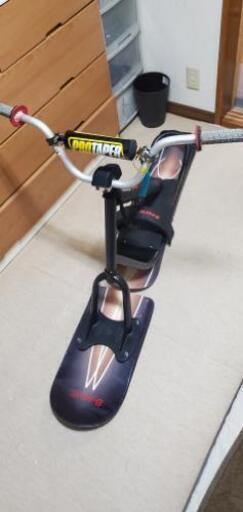 スノースクート B-MAX