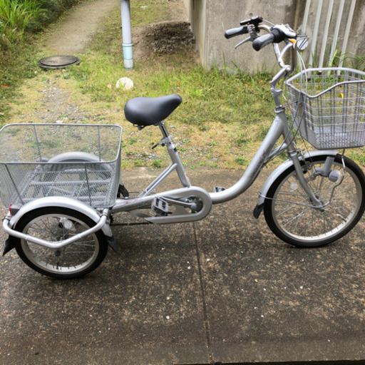 三輪車　値下げしました。