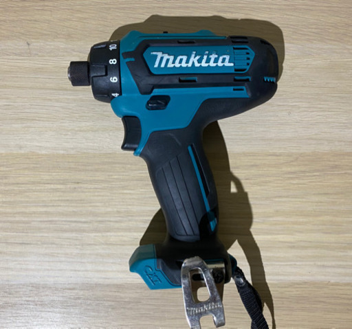 マキタ　DF031D 10.8V ドライバードリル　青