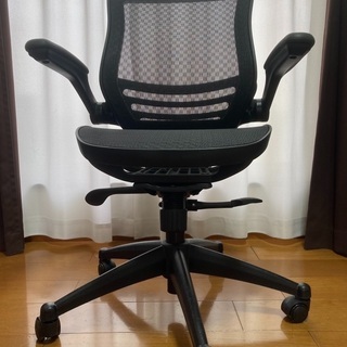 Lowyaのオフィス椅子
