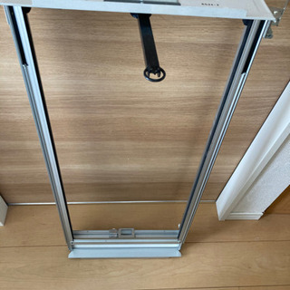 窓枠冷暖房エアコン2018年製