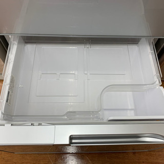 キッチン家電 HITACHI大型6ドア冷蔵庫です！
