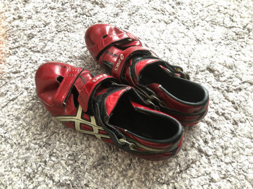 陸上　スパイク(asics  cyberblade)