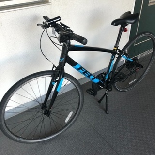 取引中止 後日再掲載予定】FELT クロスバイク VERZA SPEED50【中古 