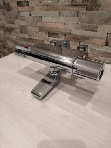 中古シャワー水栓LIXIL