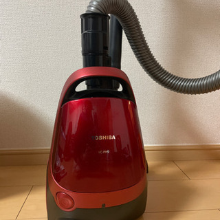 東芝 掃除機 VC-PD9(R) 紙パック式 赤 東芝 掃除機 VC-PD9(R) 紙パック式 赤 TOSHIBA 掃除機 VC-PD9 東芝