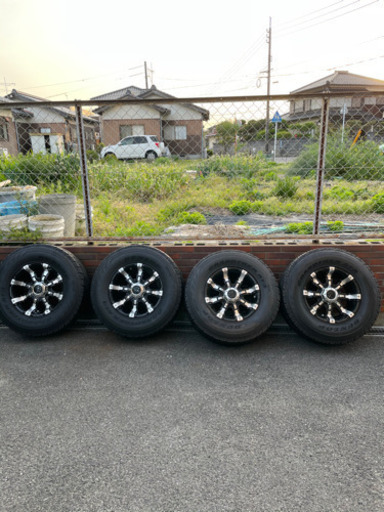 ラウンドクルーザープラド　265/70R/16 112S 　ダンロップ 16インチ　マーテル ラウンドクルーザープラド 265/70R/16 112S ダンロップ 16インチ マーテル