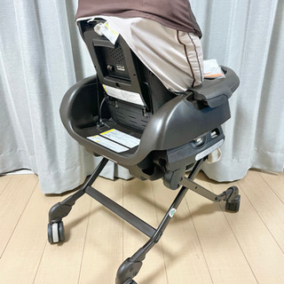 combi コンビ ネムリラ AT オートスウィング BEDi ハイローチェア ②