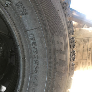 未使用品　175/70r14 vrx 2020年製造