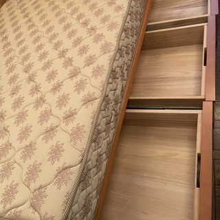 フランスベッド　セミダブル　3段引き出し収納付き　ベッドフレーム&マットレス