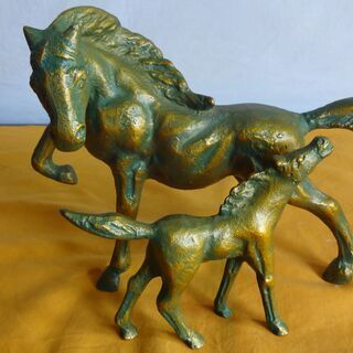 親子馬の置物 レトロ 珍しい 馬親子 金属製 置物 オブジェ アンティーク