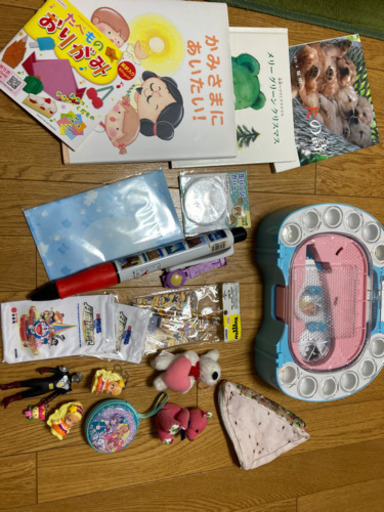 タダ 0円雑貨おもちゃ本など アクアビーズアートドラえもんプリキュア ニキ 日野の子供用品の中古あげます 譲ります ジモティーで不用品の処分
