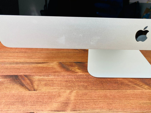 Apple iMac 21.5 Mid 2011 SSD 512GB 純正マウスとキーボード Apple iMac 21.5 Mid 2011 SSD 512GB 純正マウスとキーボード