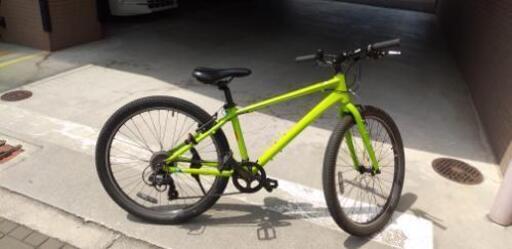 グラスグリーンLOGの自転車