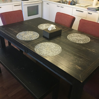 アメリカン　家具　ダイニングテーブル　イス4個、ベンチイス1個