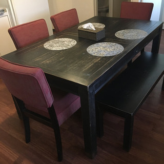 アメリカン　家具　ダイニングテーブル　イス4個、ベンチイス1個