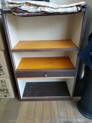 収納棚と目隠し布カバー カリカリ梅子 名谷の収納家具 棚 シェルフ の中古あげます 譲ります ジモティーで不用品の処分