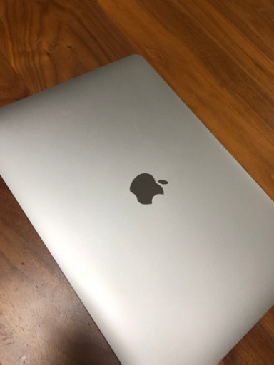 MacBookAir 2018 パソコン　PC シルバー