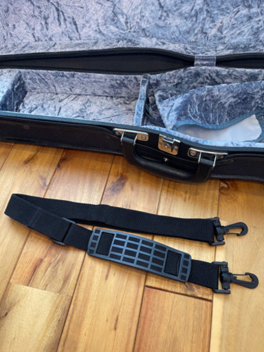 美品　TOYO バイオリンケース　フルサイズ　4/4 ブラック 美品 TOYO バイオリンケース フルサイズ 4/4 ブラック ヴァイオリン