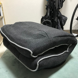 【ネット決済】ニトリ座椅子　体を包み込むリクライニング座椅子　グレー