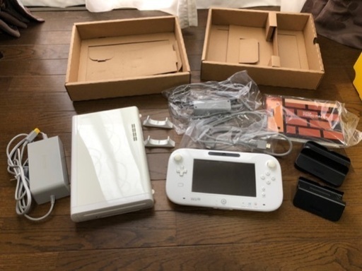 Wii 本体＋付属品＋ソフト2本