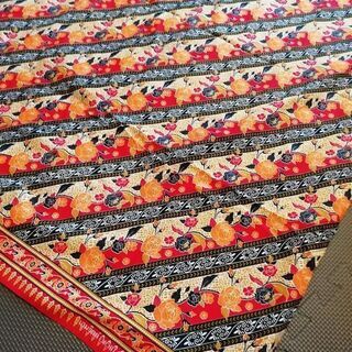 テーブルクロス　壁掛け　生地　タイ　インド　東南アジア風　飾り　布