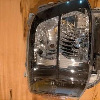 3型ハイエース‼︎純正ヘッドライト‼︎美品‼︎ ハイエース 3型 純正タイプ HID ヘッドライト 片側 レジアスエース 200