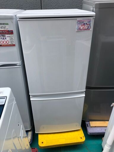 ☆中古 激安　SHARP　ノンフロン冷凍冷蔵庫　137L　2015年製　SJ-D14A-W　DE004　￥10,800円！！