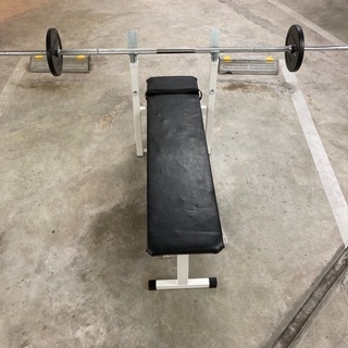 ☆ダイエット☆特価☆筋肉増量プロ仕様♡トレーニング！ベンチプレス正規品 IVANKO（イヴァンコ社製 ）バーベル40KGフルセット