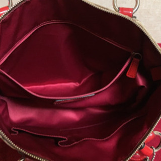 5MKO351 COACH 大きめ ボストンバッグ 赤 可愛い