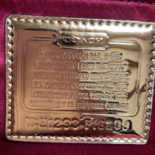 5MKO351 COACH 大きめ ボストンバッグ 赤 可愛い