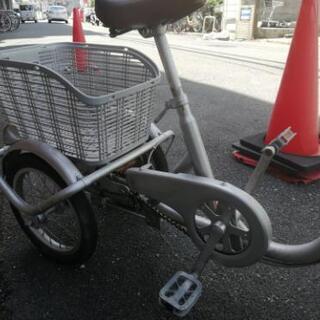 三輪車　コンパクトタイプ