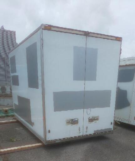 【香取市山之辺】【鍵付き】【床はステンレス】【3t車でも配送可】中古コンテナ 長さ約350cm×幅187cm×高さ230cmくらい 配送可 No.AM-9
