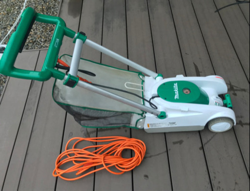 マキタ芝刈機
