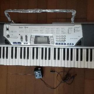 CASIO　電子ピアノ　CTK-496