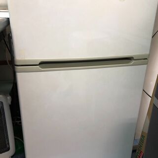 小型85L冷蔵庫　ER-851　市内であれば無料で配送可能