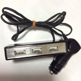 3連USB シガーソケット変換アダプタ