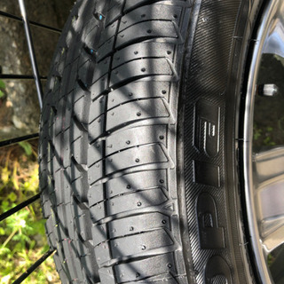 IQ 純正タイヤ DBA-NGJ10 175/65R15 ほぼ未使用 バリ山 ホイール美品の 